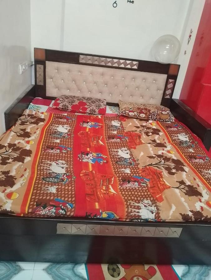 Aparna Niwas Home Stay Family Friendly Varanasi Exterior foto